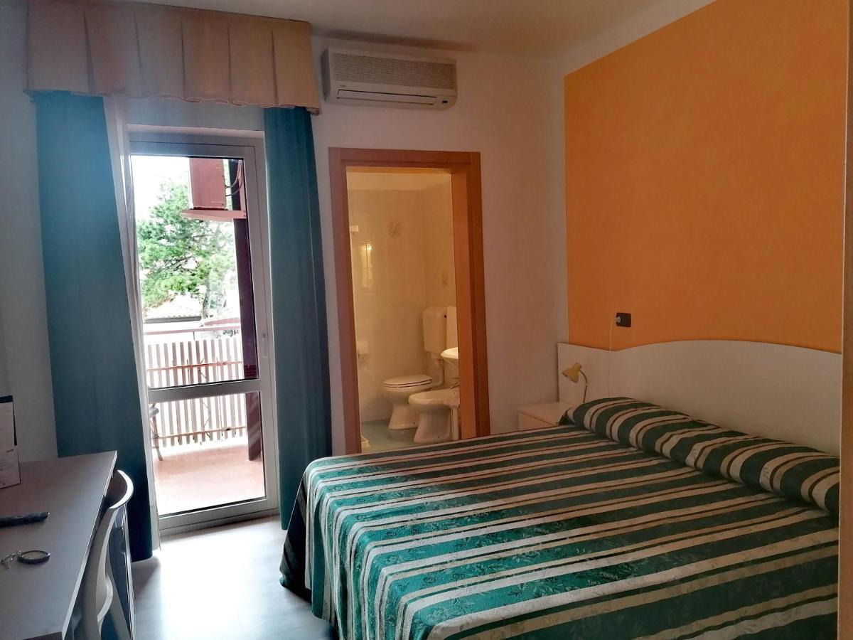 Hotel Villa Maria Caorle Exterior photo